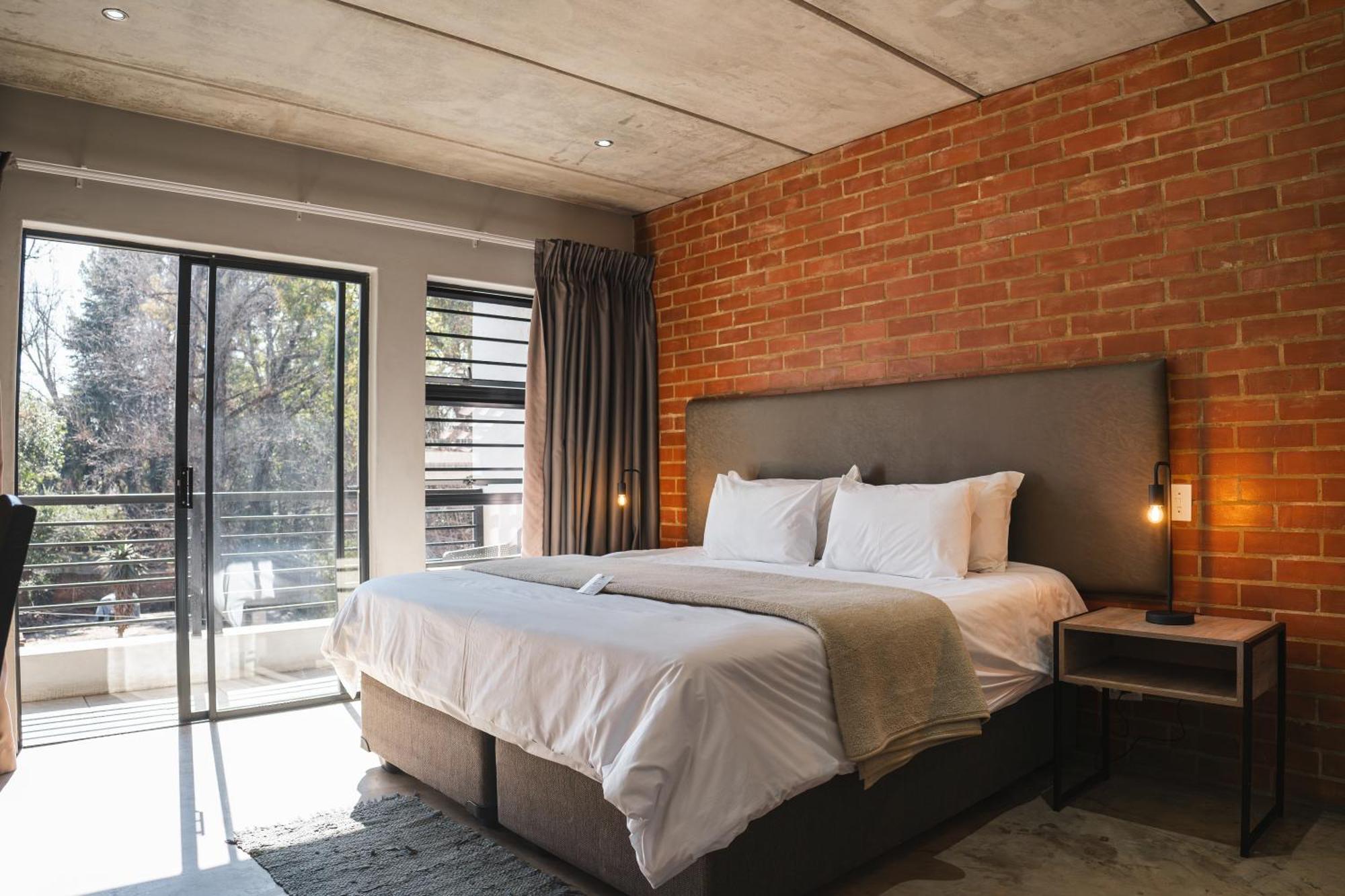 The Wild Peach - Menlyn Hotel Pretoria Luaran gambar