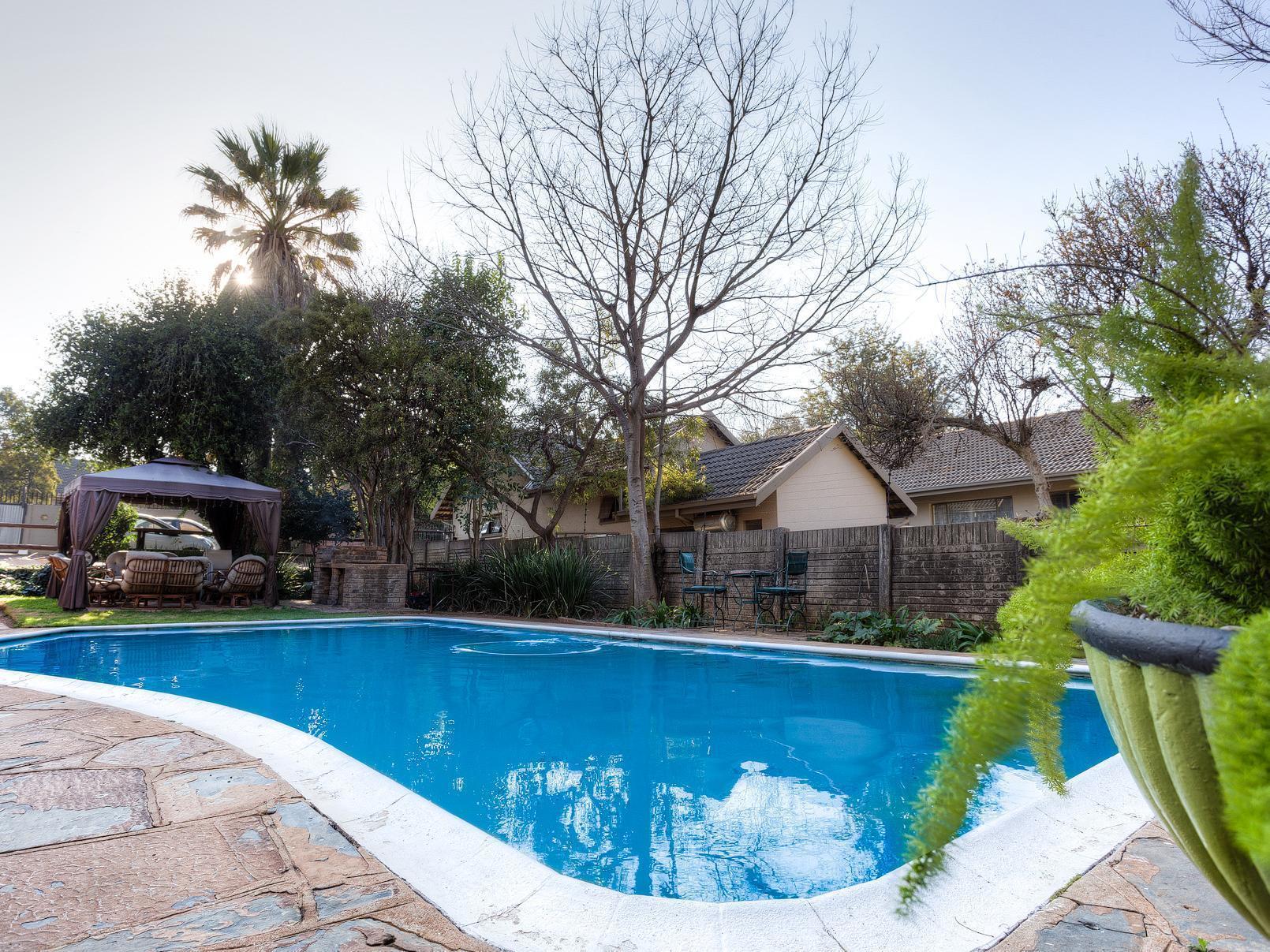 The Wild Peach - Menlyn Hotel Pretoria Luaran gambar